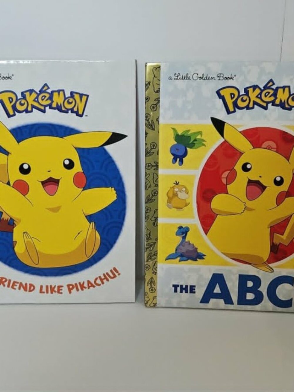 Pokémon Fan Bundle: Pikachu Funko Pop! #553 + 2 Little Golden Books - Picture 7 of 9